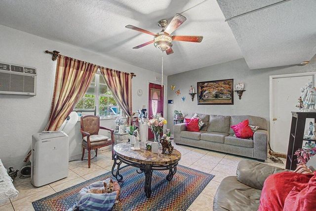 3230 Orange Street, Boynton Beach, FL 33435