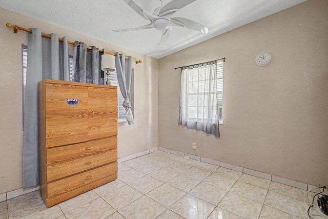 3230 Orange Street, Boynton Beach, FL 33435