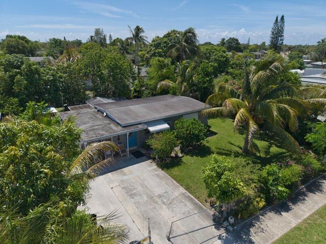3230 Orange Street, Boynton Beach, FL 33435
