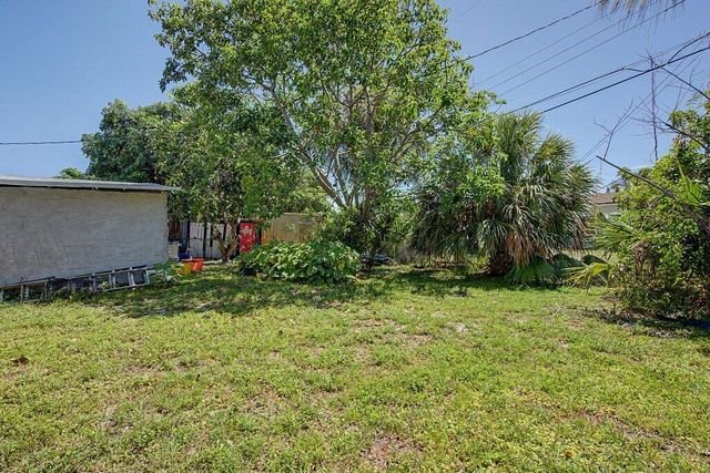 3230 Orange Street, Boynton Beach, FL 33435