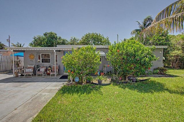 3230 Orange Street, Boynton Beach, FL 33435