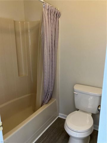 4558 Genoa CIR, Virginia Beach, VA 23462