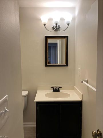 4558 Genoa CIR, Virginia Beach, VA 23462