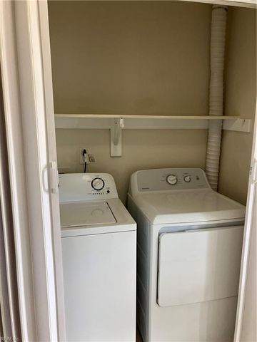 4558 Genoa CIR, Virginia Beach, VA 23462