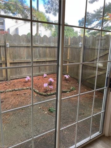 4558 Genoa CIR, Virginia Beach, VA 23462