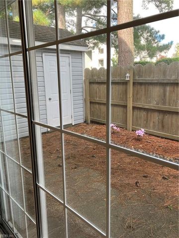 4558 Genoa CIR, Virginia Beach, VA 23462