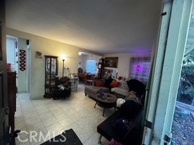 1350 E Hillcrest, Thousand Oaks, CA 91362