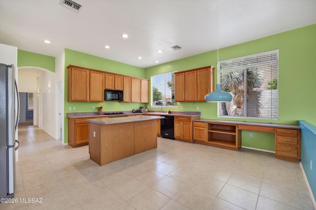 11546 N Mountain Breeze Drive, Oro Valley, AZ 85737