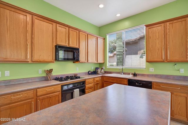11546 N Mountain Breeze Drive, Oro Valley, AZ 85737