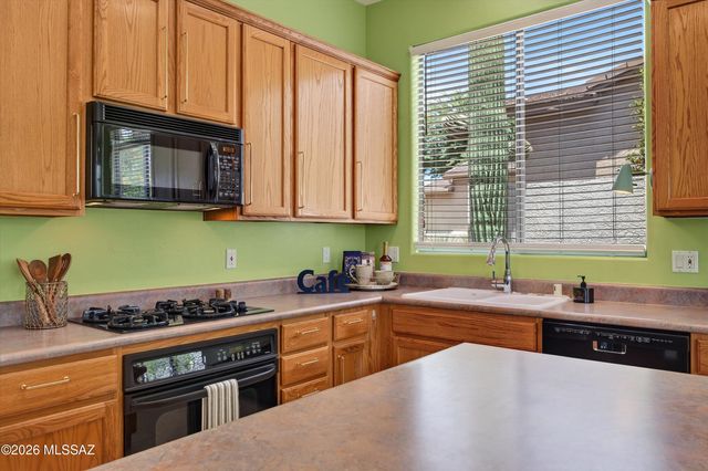 11546 N Mountain Breeze Drive, Oro Valley, AZ 85737