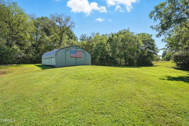 293 Greystone Drive, Castlewood, VA 24224