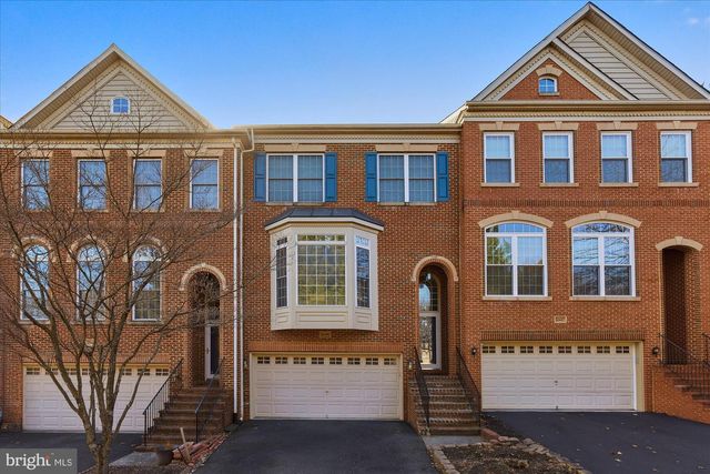 12445 PEACEFUL CREEK DR, Fairfax, VA 22033