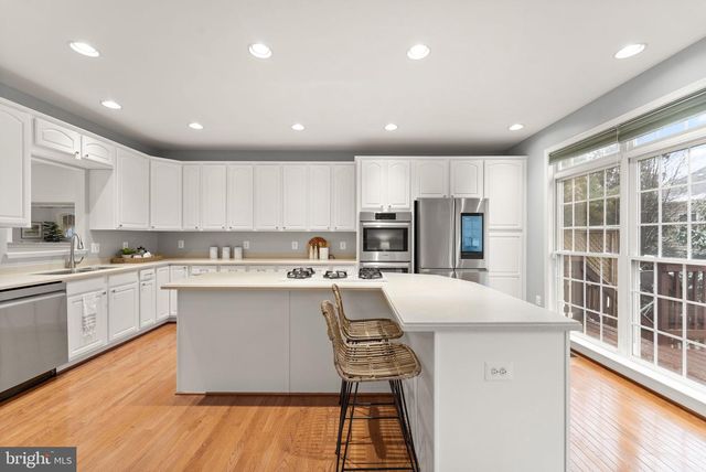 12445 PEACEFUL CREEK DR, Fairfax, VA 22033