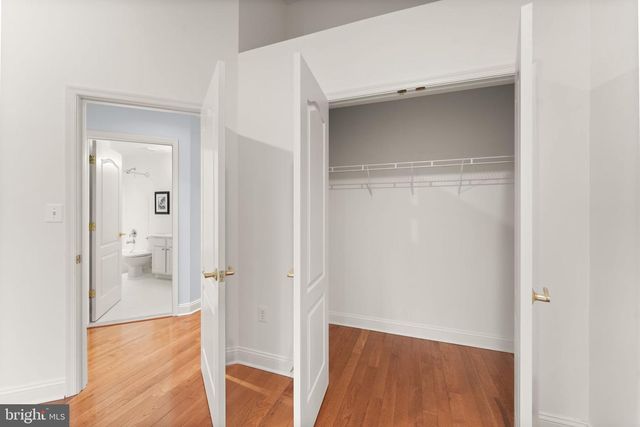 12445 PEACEFUL CREEK DR, Fairfax, VA 22033