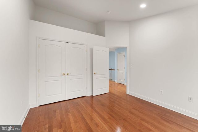 12445 PEACEFUL CREEK DR, Fairfax, VA 22033