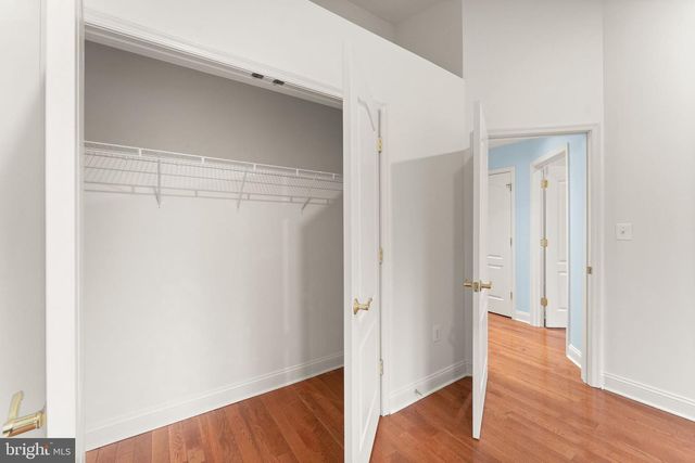 12445 PEACEFUL CREEK DR, Fairfax, VA 22033