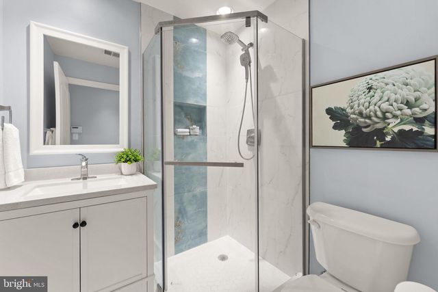 12445 PEACEFUL CREEK DR, Fairfax, VA 22033