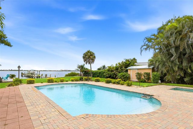 1625 1ST AVENUE E, Bradenton, FL 34208
