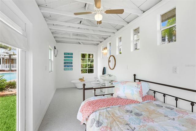 1625 1ST AVENUE E, Bradenton, FL 34208