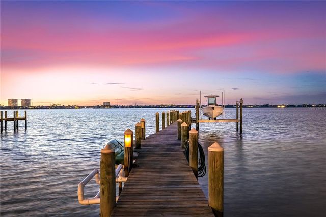 1625 1ST AVENUE E, Bradenton, FL 34208