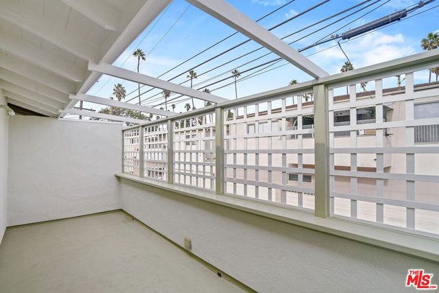 913 20th Street 7, Santa Monica, CA 90403