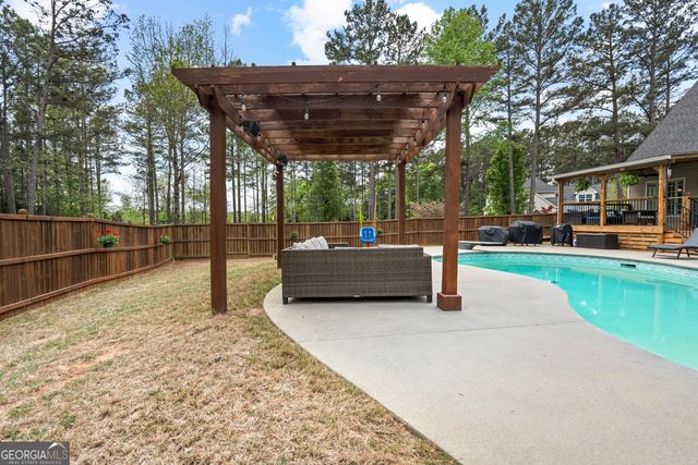 526 Kaitlin Circle, Griffin, GA 30223