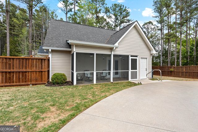 526 Kaitlin Circle, Griffin, GA 30223
