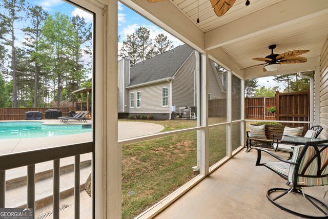 526 Kaitlin Circle, Griffin, GA 30223