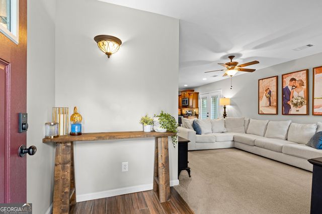 526 Kaitlin Circle, Griffin, GA 30223