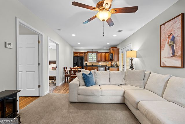 526 Kaitlin Circle, Griffin, GA 30223