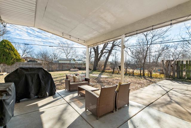 2828 S Euclid Ave, Wichita, KS 67217