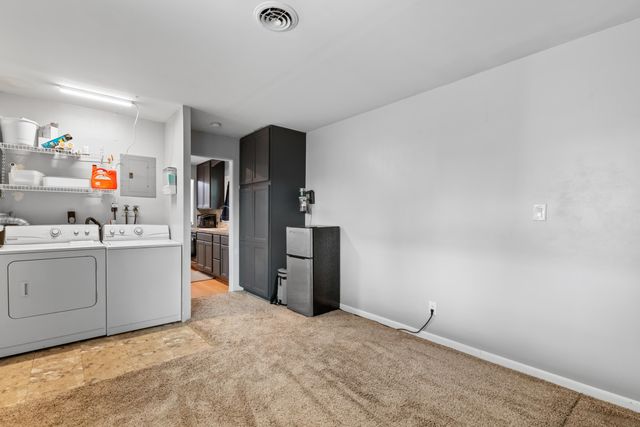 2828 S Euclid Ave, Wichita, KS 67217