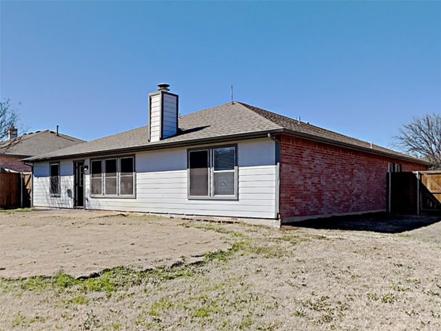 1210 Hampton Drive, Forney, TX 75126