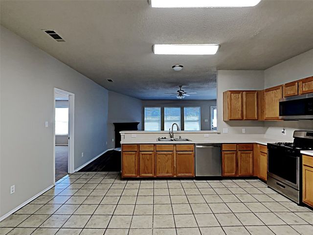 1210 Hampton Drive, Forney, TX 75126