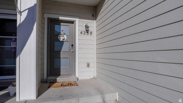 4259 E HILL VIEW DR, Eagle Mountain, UT 84005