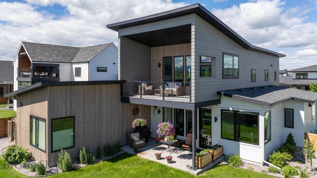 1832 Ryun Sun Way, Bozeman, MT 59718