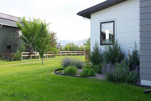 1832 Ryun Sun Way, Bozeman, MT 59718