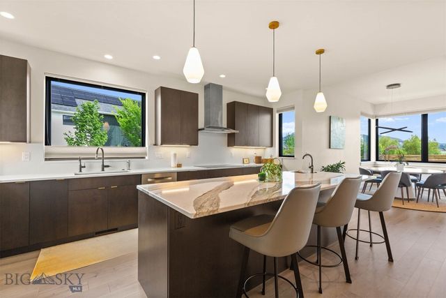 1832 Ryun Sun Way, Bozeman, MT 59718