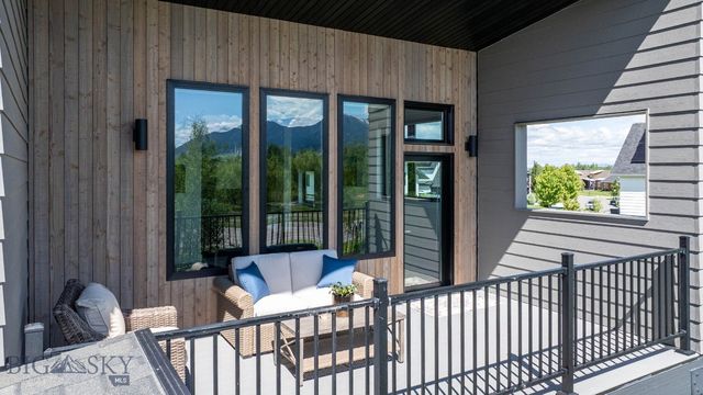 1832 Ryun Sun Way, Bozeman, MT 59718