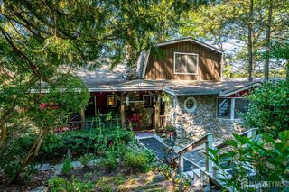 177 Otterhole Road, West Milford, NJ 07480