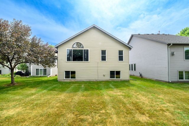 483 Poplar Drive, Shoreview, MN 55126