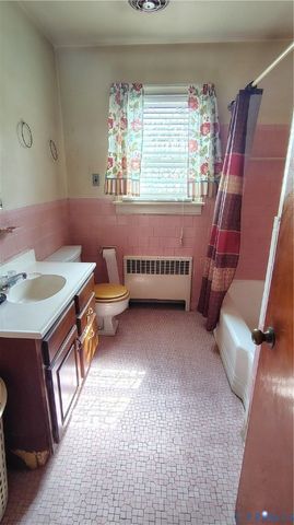 318 St Matthew St, Petersburg, VA 23803