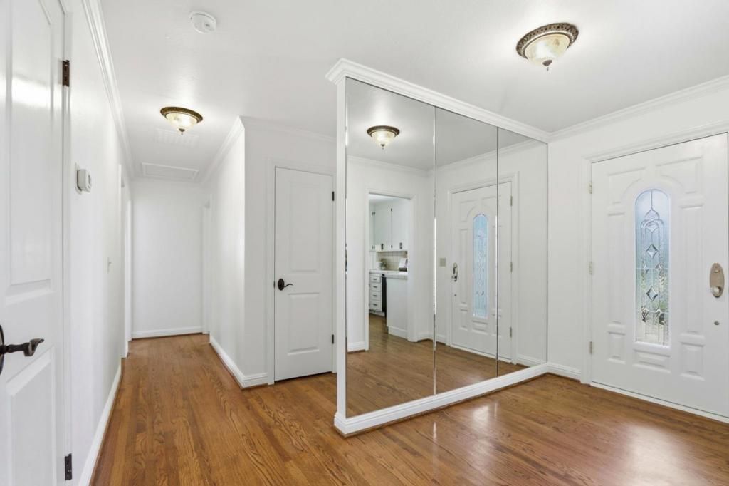 Image 18 of property listing at 2867 Via Carmen, San Jose, CA 95124