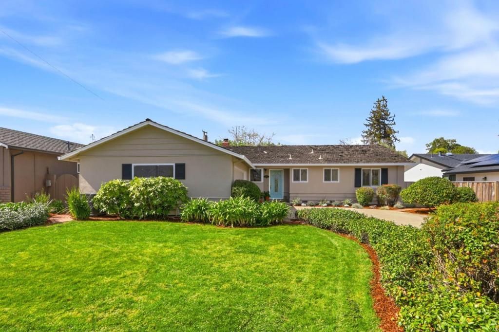 Image 4 of property listing at 2867 Via Carmen, San Jose, CA 95124