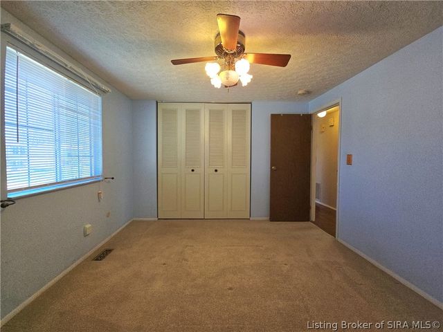 711 Saratoga Drive, Jeffersonville, IN 47130