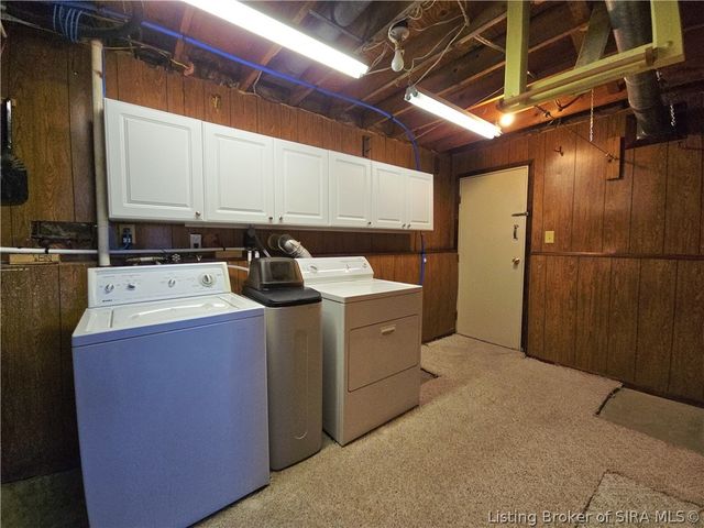 711 Saratoga Drive, Jeffersonville, IN 47130