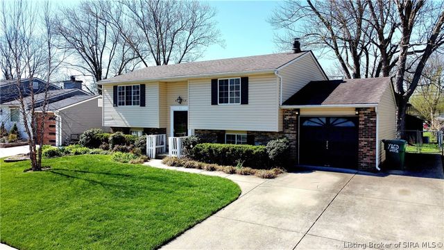 711 Saratoga Drive, Jeffersonville, IN 47130