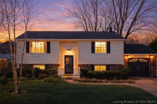 711 Saratoga Drive, Jeffersonville, IN 47130