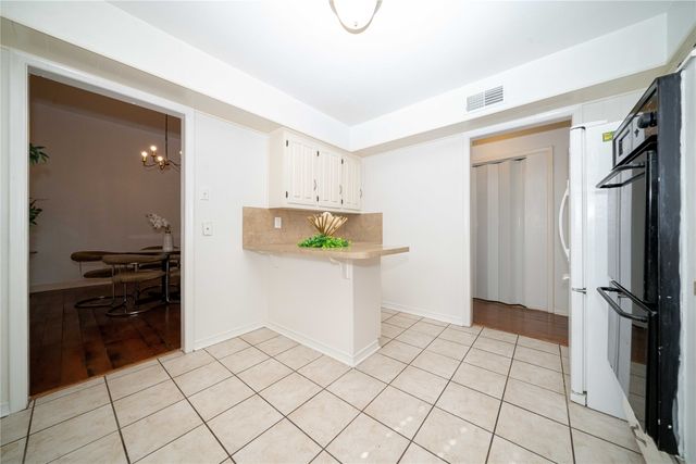 2916 Country Place Court, Carrollton, TX 75006