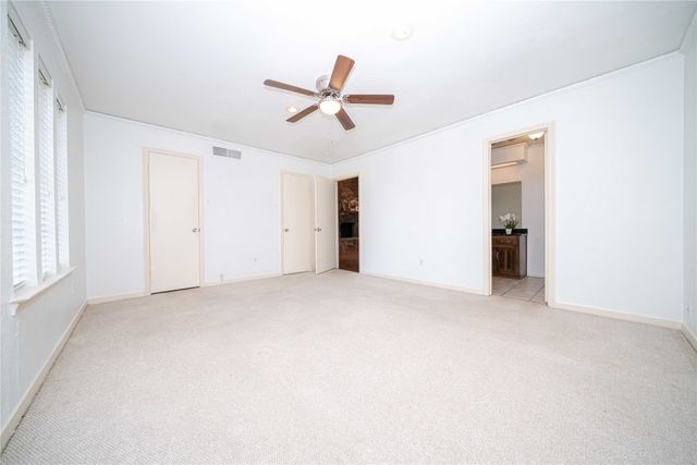 2916 Country Place Court, Carrollton, TX 75006